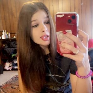 Meet your Posher, Destiny